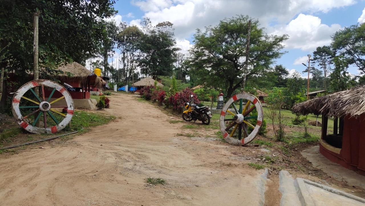 Stoneage Resort Sakleshpur Exterior foto